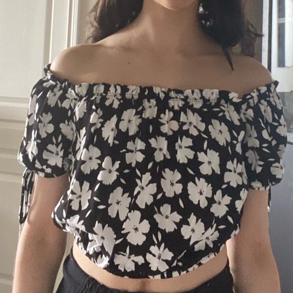 Dynamite XXS cropped tie top part of a matching set (bottoms also on my page)! - Picture 4 of 7